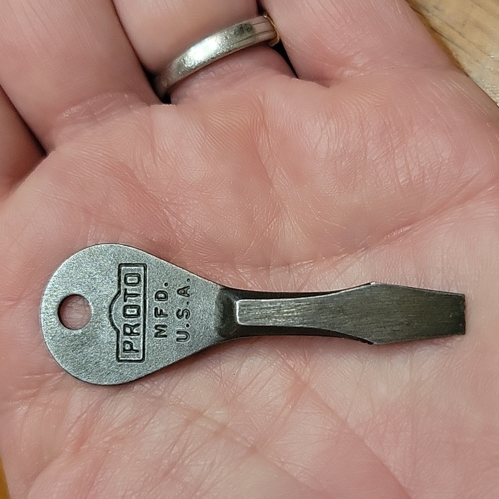 Vintage Proto Metal Keychain Screwdriver - Picture 3 of 3